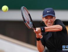 江南体育-阿扎伦卡迎来十二赛季高光表现，独行侠球迷沸腾！的简单介绍