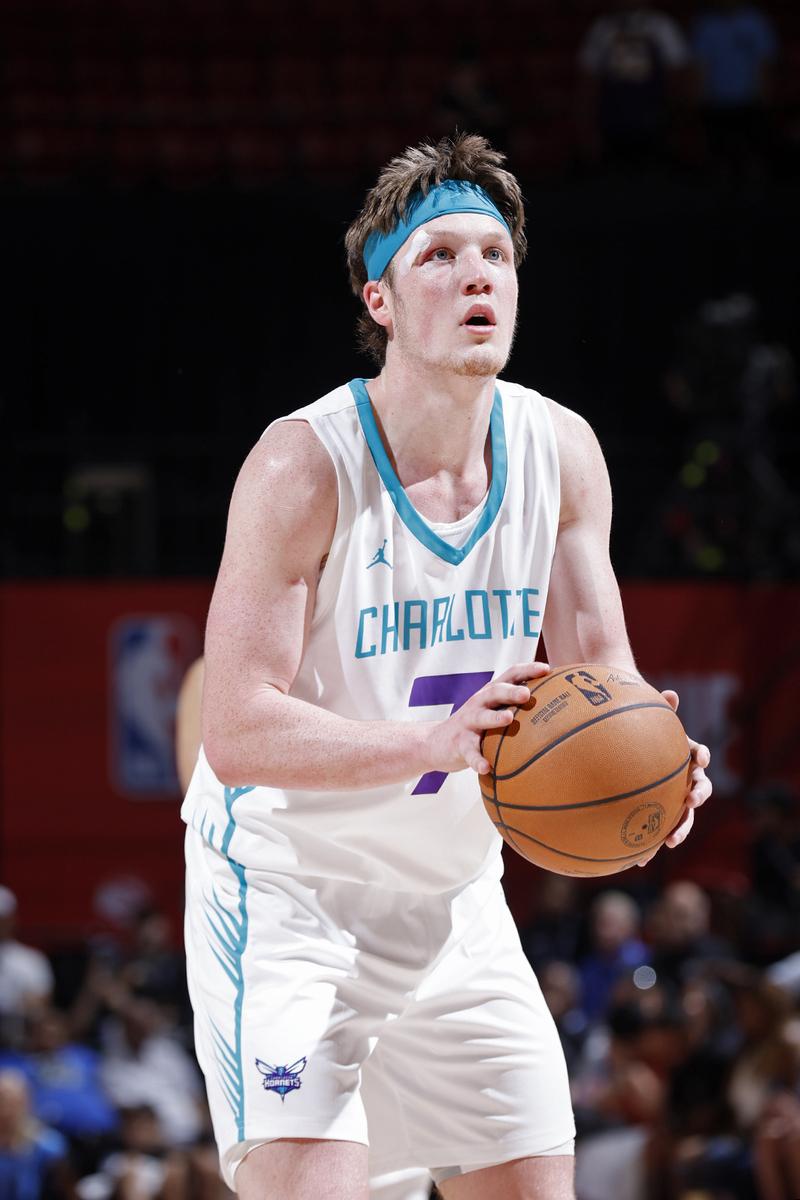 JN体育- 东契奇骂教练 