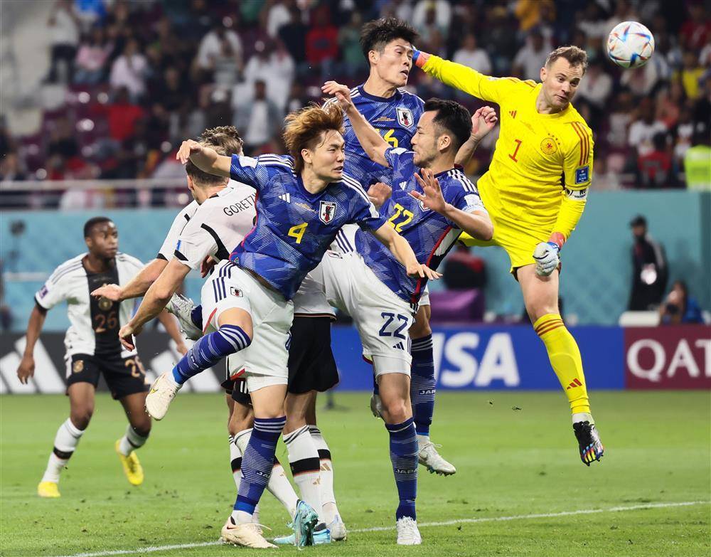 江南体育-西亚卡姆爆冷击败日本队，精彩发挥引爆全场！的简单介绍