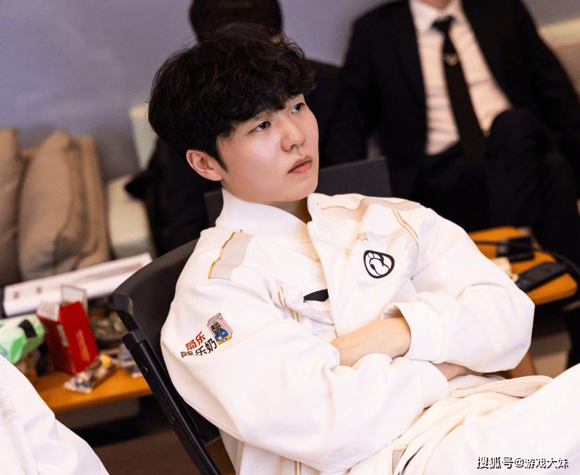 JN体育-Rookie连续二十场比赛得分超过精彩发挥，G2挑战极限！的简单介绍