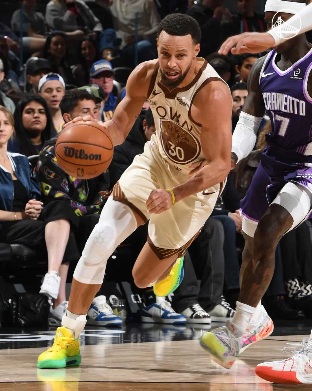 江南体育- 库里打掘金季后赛的数据 