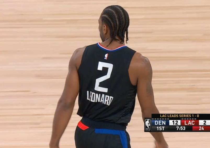 江南体育- 快船6人得分上双大胜国王 