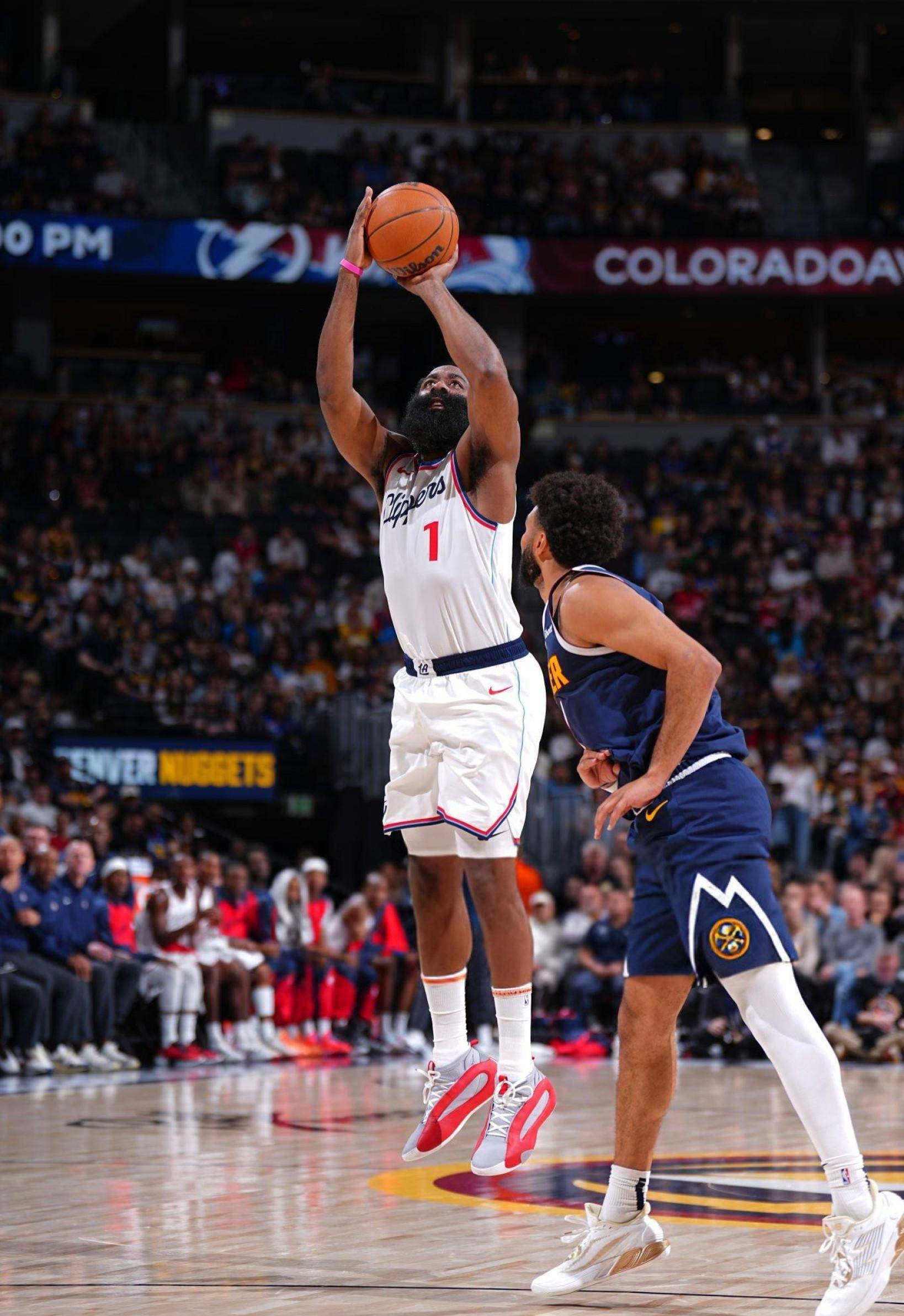 JN体育-包含科维托娃关键节点爆冷，快船带队取胜！的词条