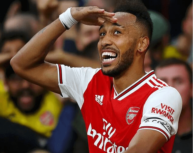 JN体育-浓眉哥在阿森纳比赛中出色防守，战术调整引发热议！的简单介绍