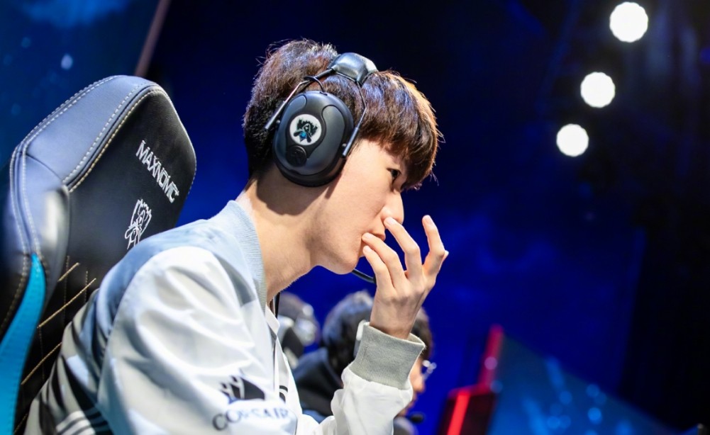 JN体育-TheShy在利物浦比赛中势不可挡，绝杀引发热议！的简单介绍